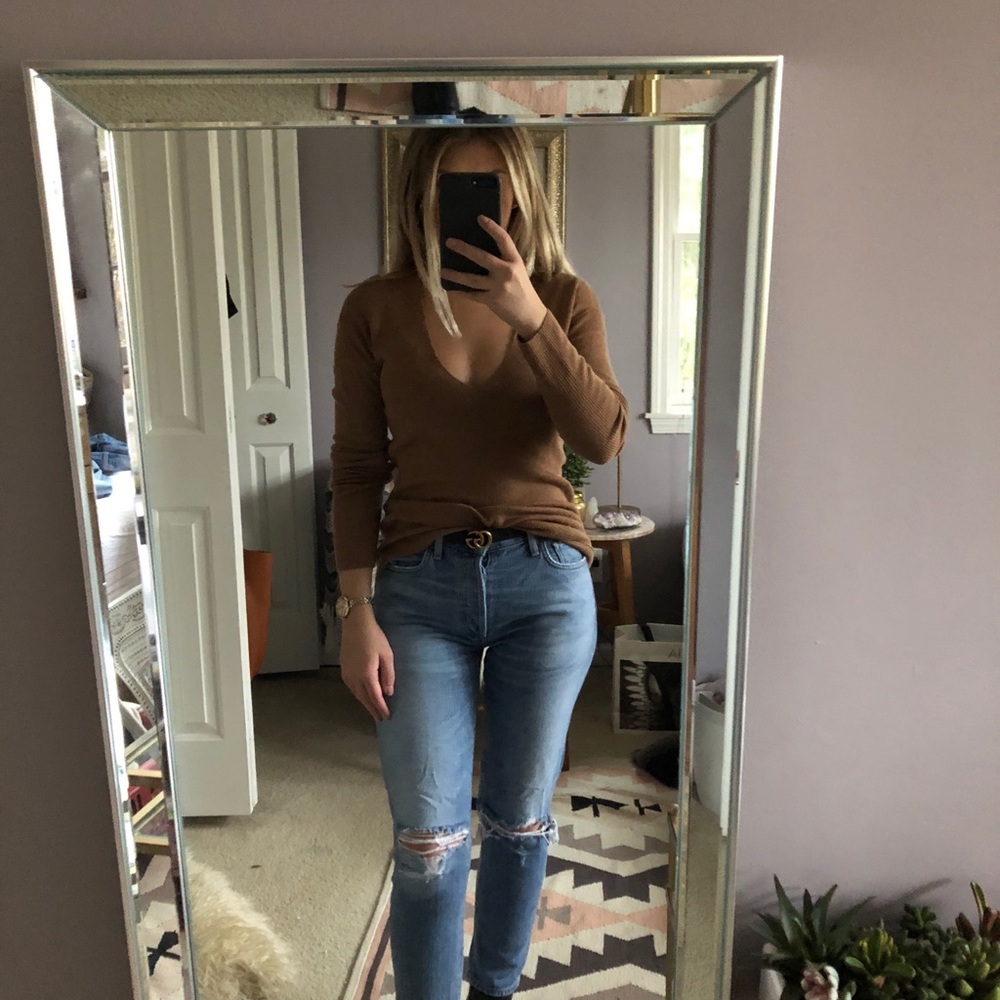 Aritzia Ribbed Sweater